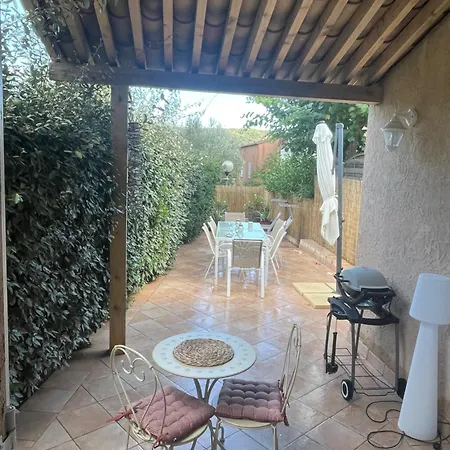 Joli Mazet Au Coeur Du Golfe De Saint Tropez *